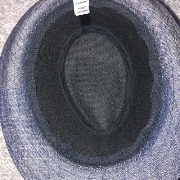 Joe Boxer hat with flowers on side - Picture 8 of 9